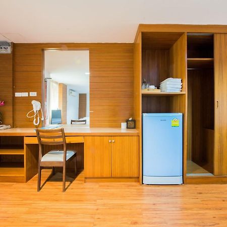 Oyo 257 Sea Paradise Hotel Саттахіп Екстер'єр фото