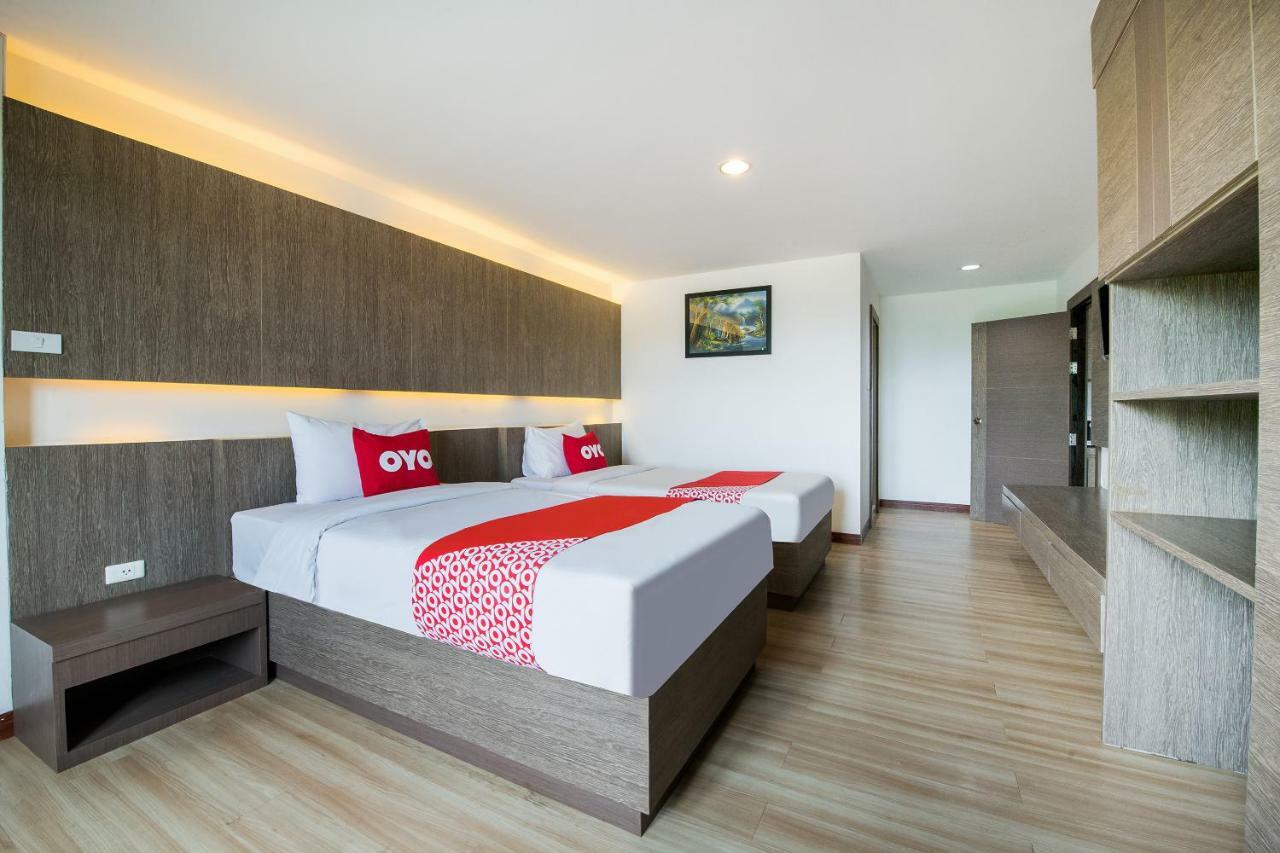 Oyo 257 Sea Paradise Hotel Саттахіп Екстер'єр фото