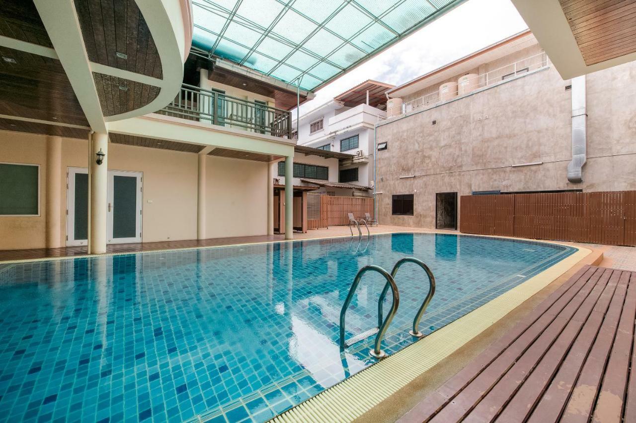Oyo 257 Sea Paradise Hotel Саттахіп Екстер'єр фото