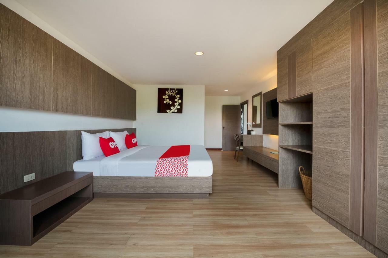 Oyo 257 Sea Paradise Hotel Саттахіп Екстер'єр фото