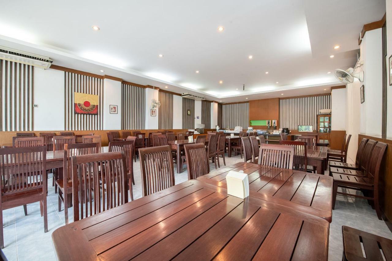 Oyo 257 Sea Paradise Hotel Саттахіп Екстер'єр фото