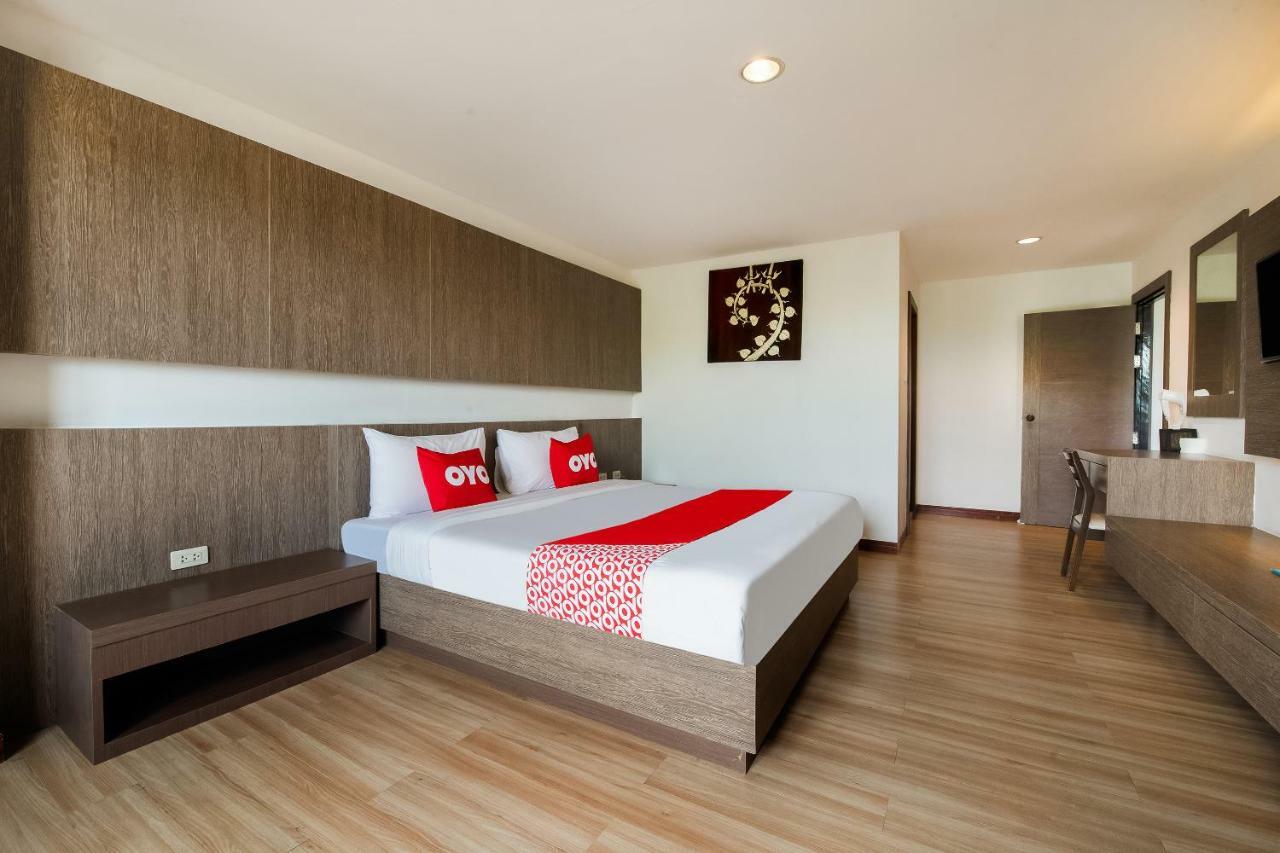 Oyo 257 Sea Paradise Hotel Саттахіп Екстер'єр фото